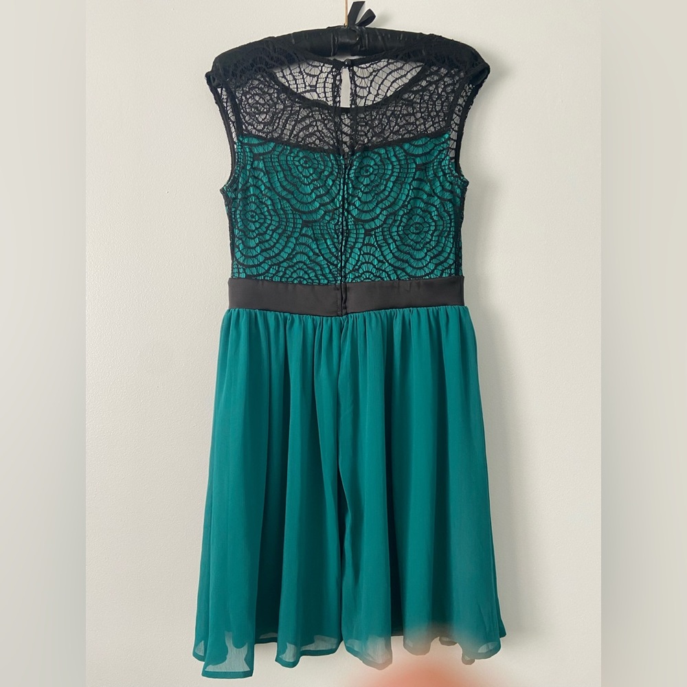 ModCloth Starlet's Web Turquoise Tulle Black Lace Fit-and-Flare Dress - Picture 8 of 16